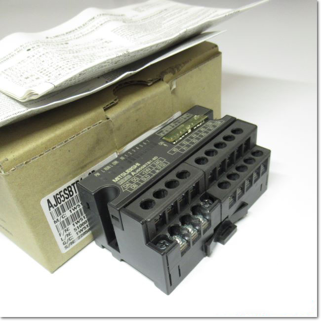 AJ65SBTB1-8D CC-Link接続モジュール 1個 thumb_851226-1.jpg