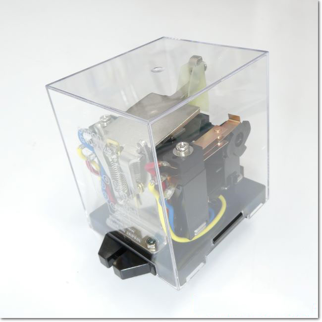オムロン　ラチェットリレー G4Q-212S G4Q-212S， 24VDC ラチェットリレー G4Q omron(オムロン) 2c