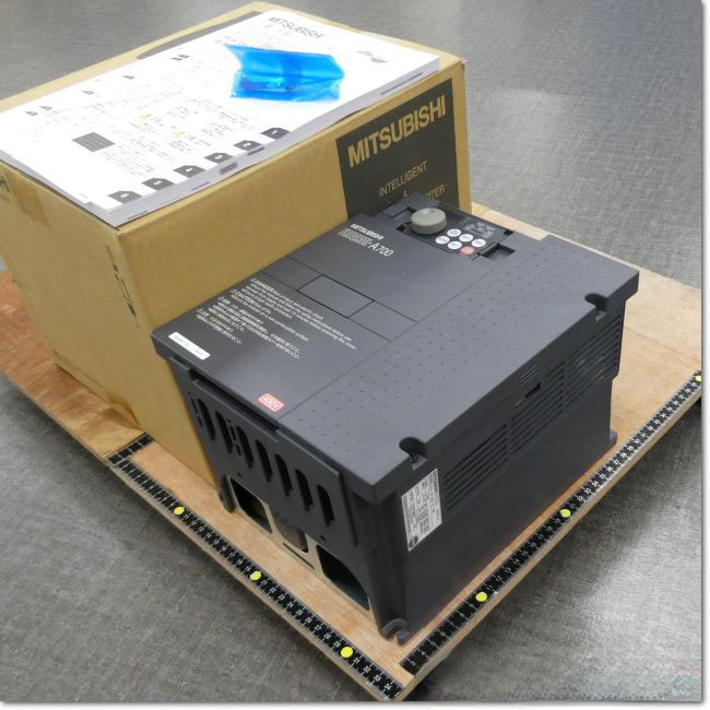 FA機器ドットコム / FR-A740-5.5K インバータ 三相400V (三菱電機)