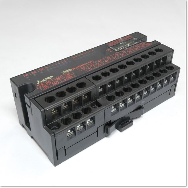 AJ65SBTB1-16T1 CC-LinkリモートI/Oユニット トランジスタ出力16点 端子台タイプ (三菱電機)