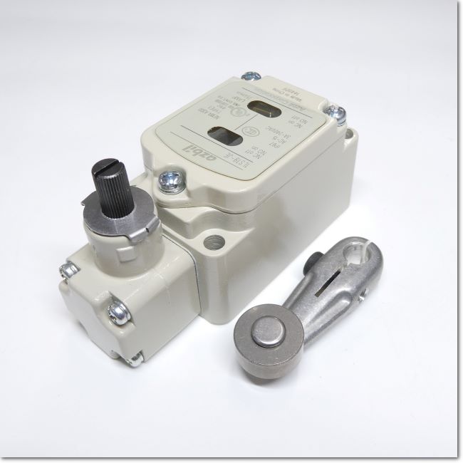 FA機器ドットコム / 1LS19-JE リミットスイッチ ローラレバー形