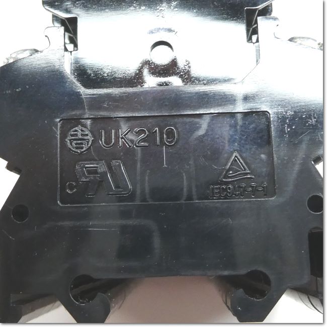 ユニバーサル端子台 380V10A 100個入 UK210 ユニバーサル端子台 380V10A 100個入 UK210