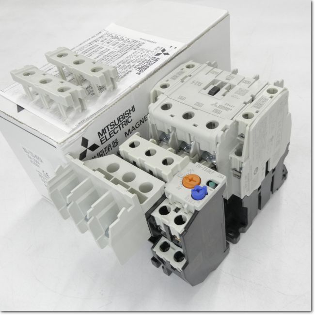 docomoD905i 三菱電機 FX5U-32MT/DSS 特長 MELSEC iQ-F シーケンサ MELSEC 仕様から