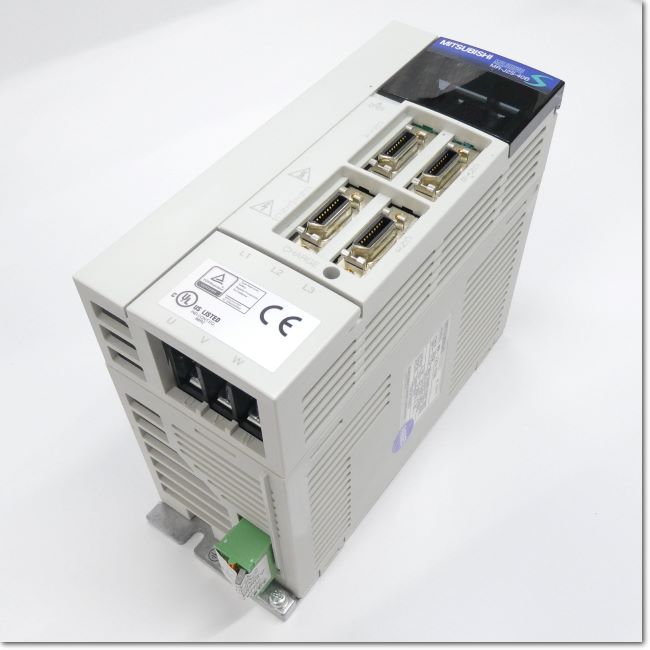 MR-J2S-40B サーボアンプ AC200V 0.4kW SSCNET対応 (三菱電機)