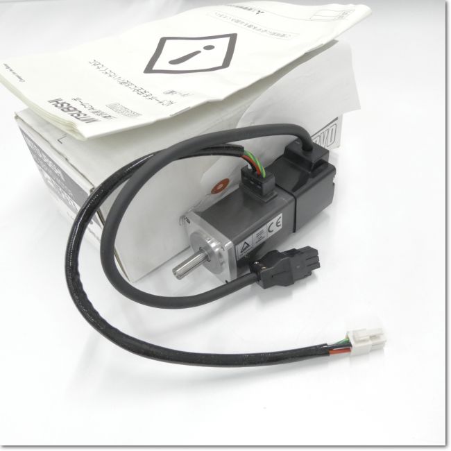未使用未開封品　廃盤　MITSUBISHI MR-J2S-500A 三菱 ACサーボアンプ MR-J2S-20A (電源ON累積時間102266h